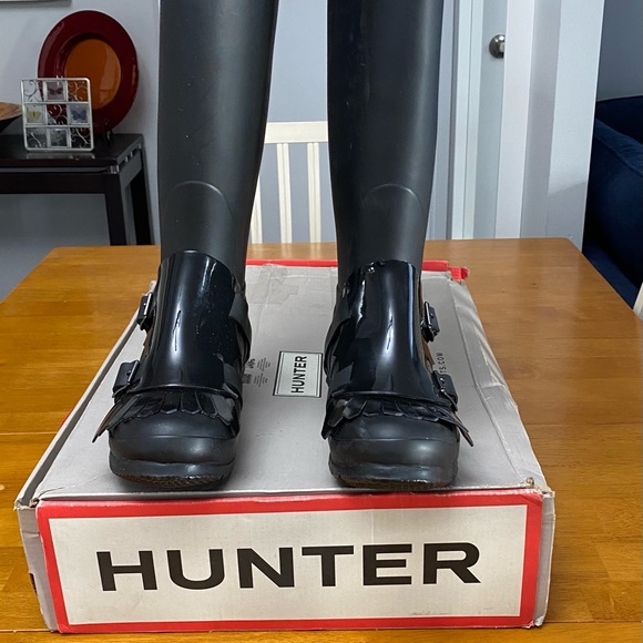Hunter Shoes - Women’s Tall Monk Hunter Boots.